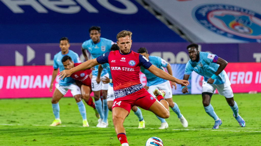 Greg Stewart vs Mumbai City