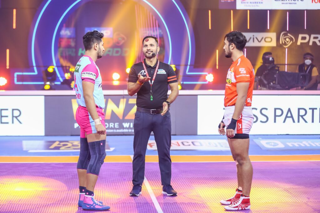 Gujarat Giants vs Jaipur Pink Panthers