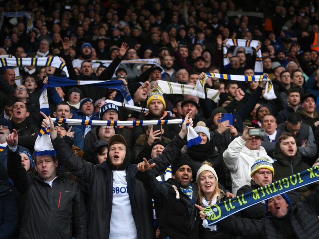 Leeds fans vs Manchester United