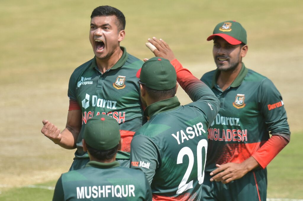 Taskin Ahmed vs South Africa