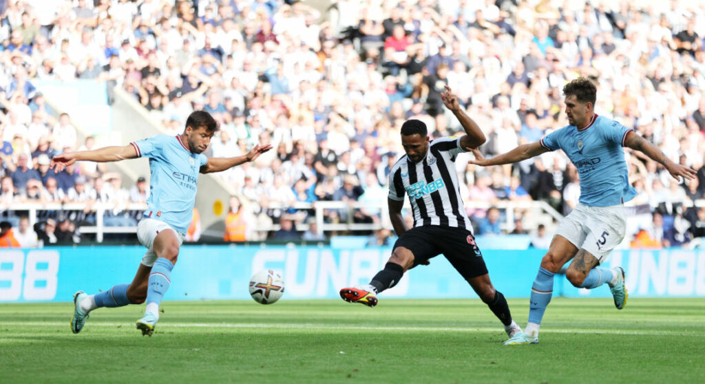Callum Wilson vs Manchester City