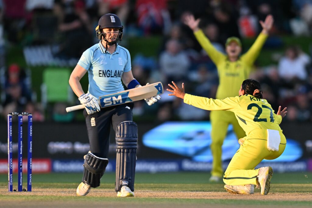 Heather Knight vs South Africa