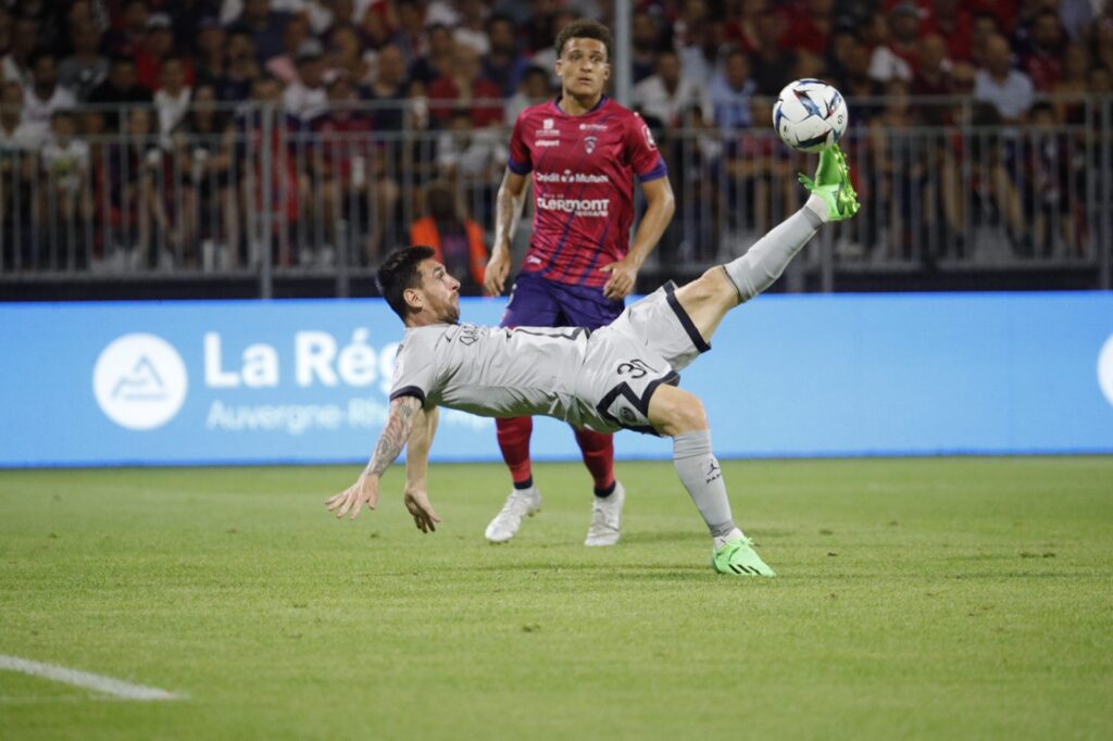 Lionel Messi vs Clermont