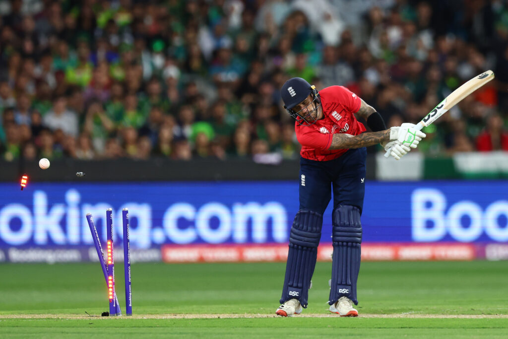 Alex Hales vs Pakistan