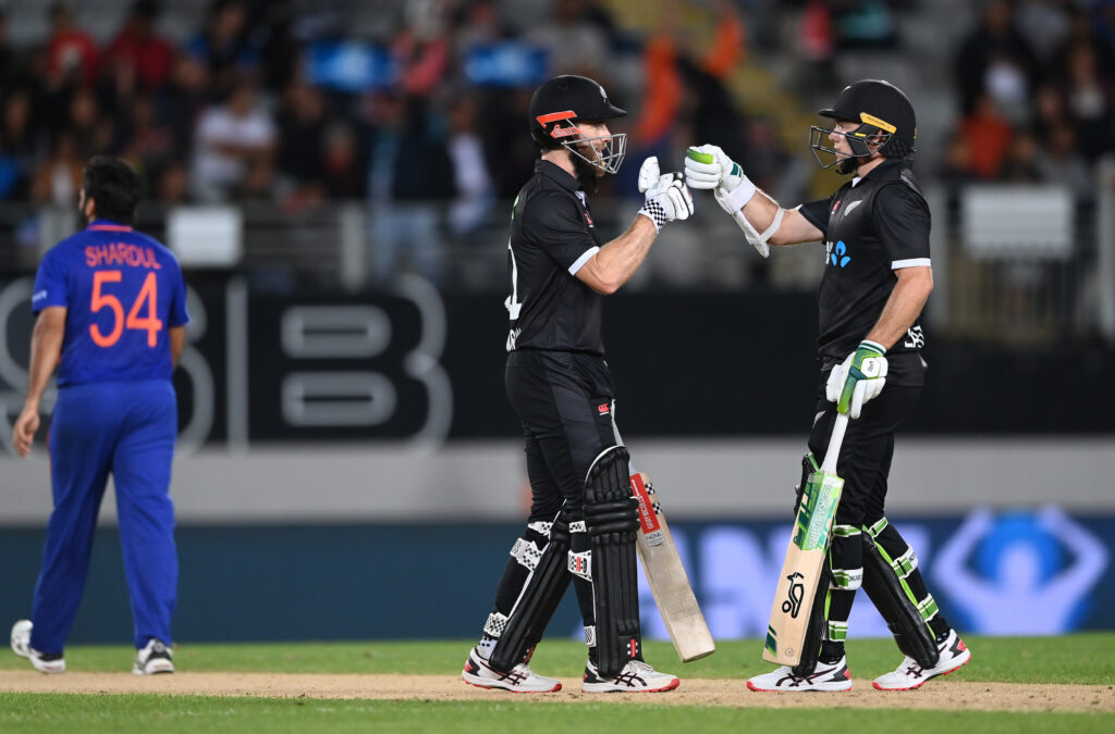 Kane Williamson, Tom Latham