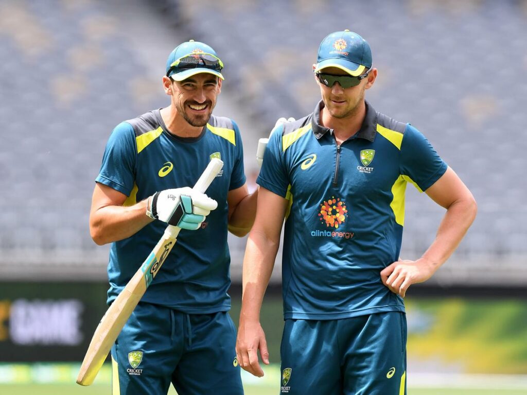 Mitchell Starc, Josh Hazlewood