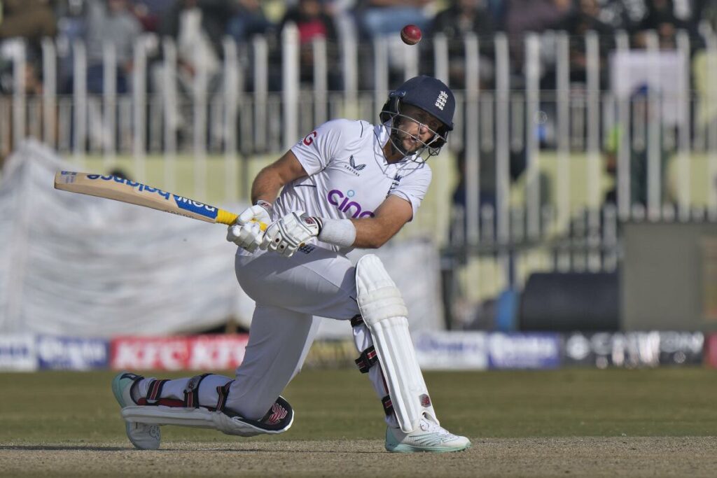 Joe Root vs Pakistan